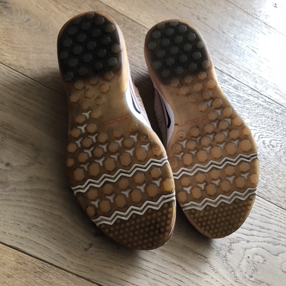 Nike lace up sneakers - Picture 4 of 4